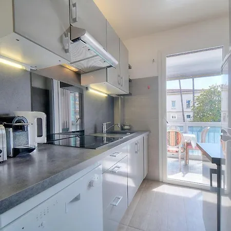 Le - 2 Pieces - Loggia - Vca Apartment *
